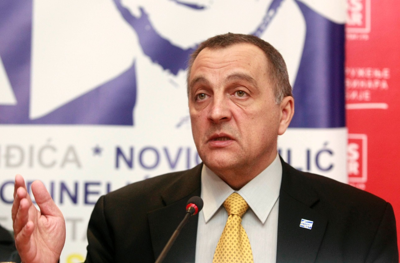 Zoran Živković
11/03/2015
